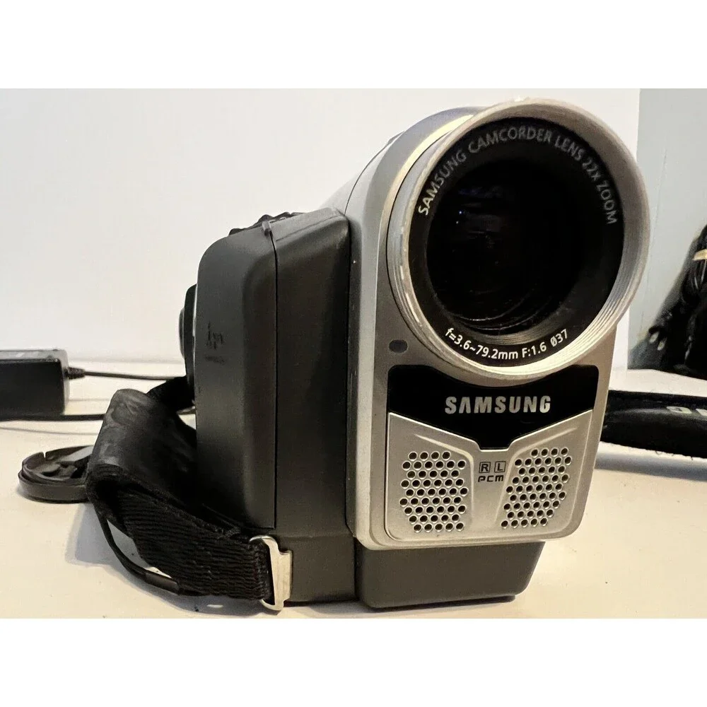 Samsung VM-A605L MiniDV 500x Digital ZoomCamcorder (Read Descrip) For Part Only